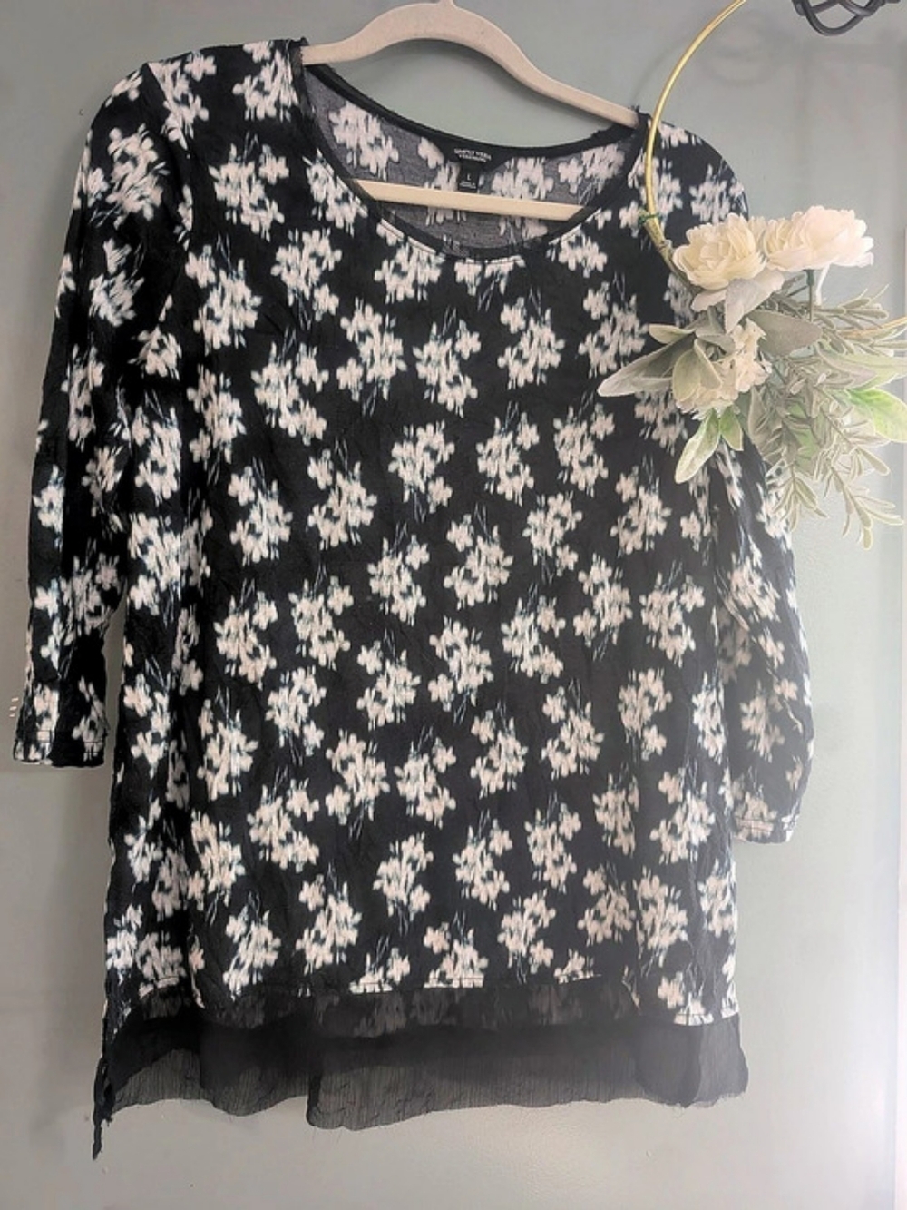Simply Vera Wang Floral Long Sleeve Blouse in Black & White